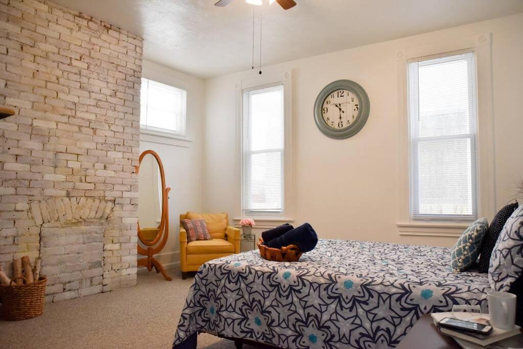 Perfect Pittsburgh Home Close To City & Airport Exterior foto